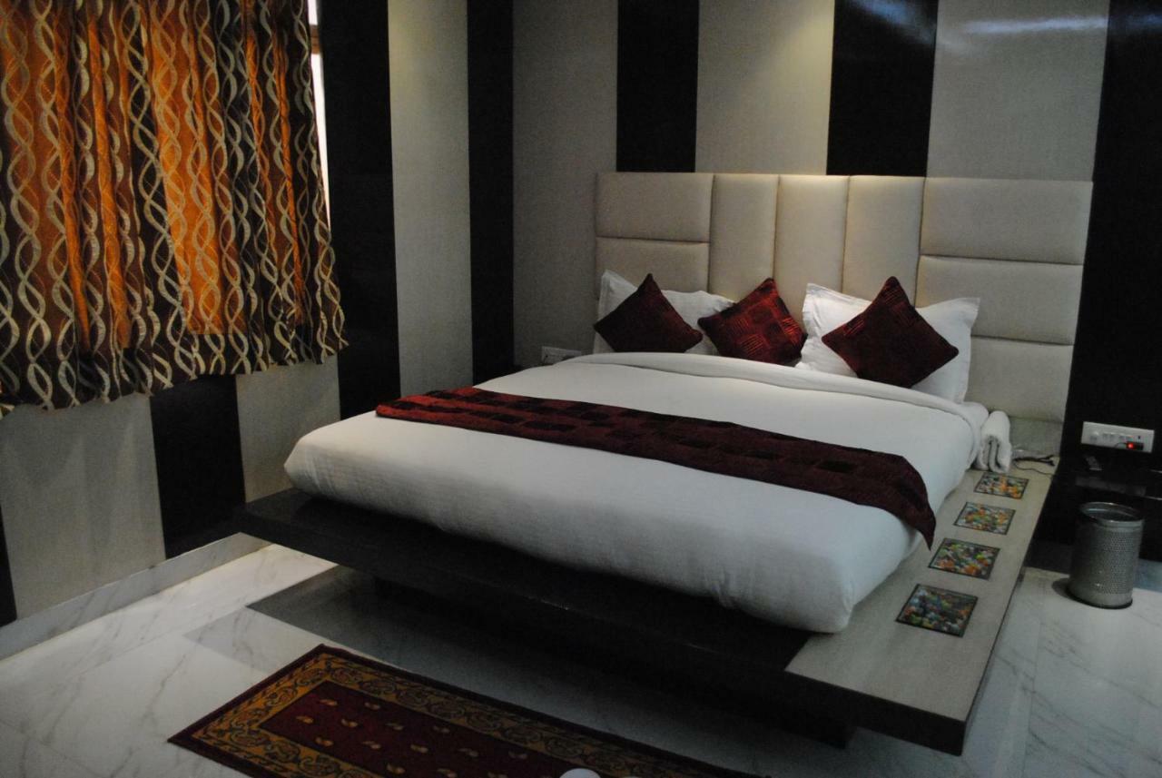 Hotel Saraswati Inn Aurangabad  Luaran gambar